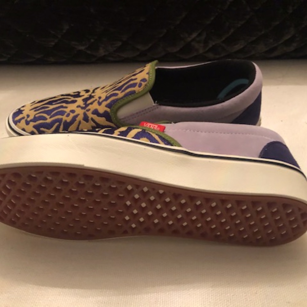 LSU Vans - Picture 4 of 5